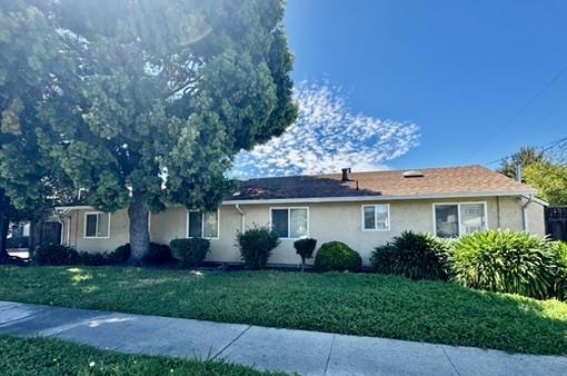 26047 Gading Road Property Photo 6