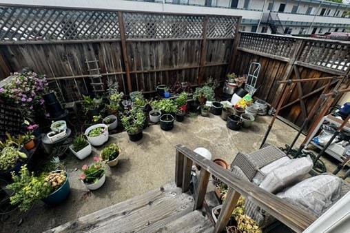 26047 Gading Road Property Photo 38