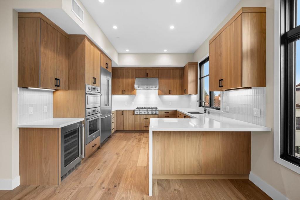 237 Hope Street Property Photo 1