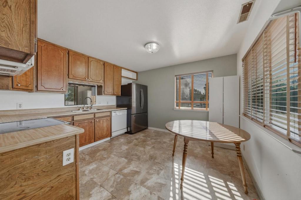 13590 Fair Oak Road Property Photo 6