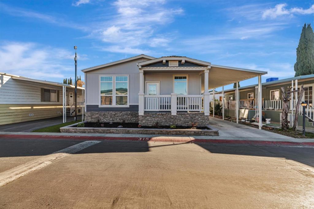 510 Saddlebrook Drive 315 Property Photo 1