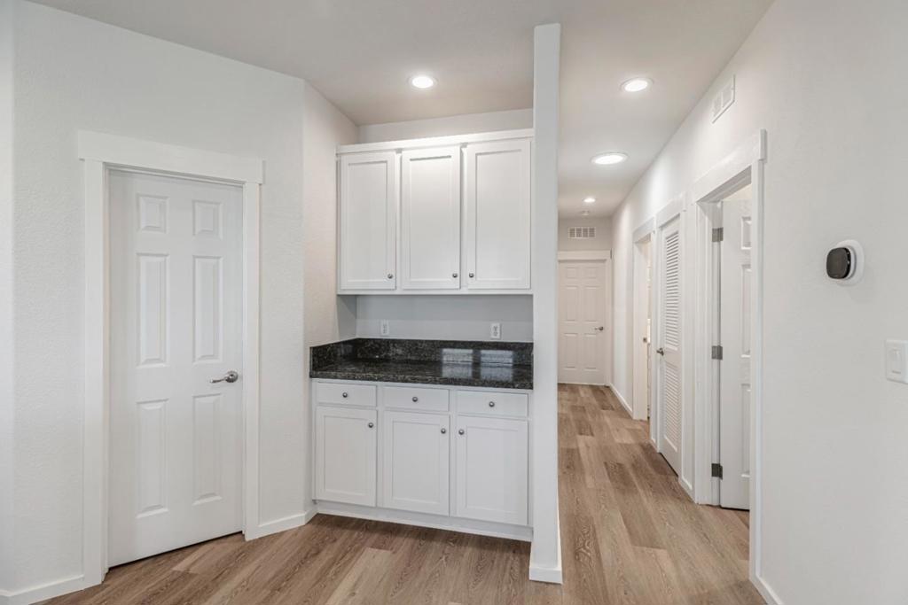510 Saddlebrook Drive 315 Property Photo 15