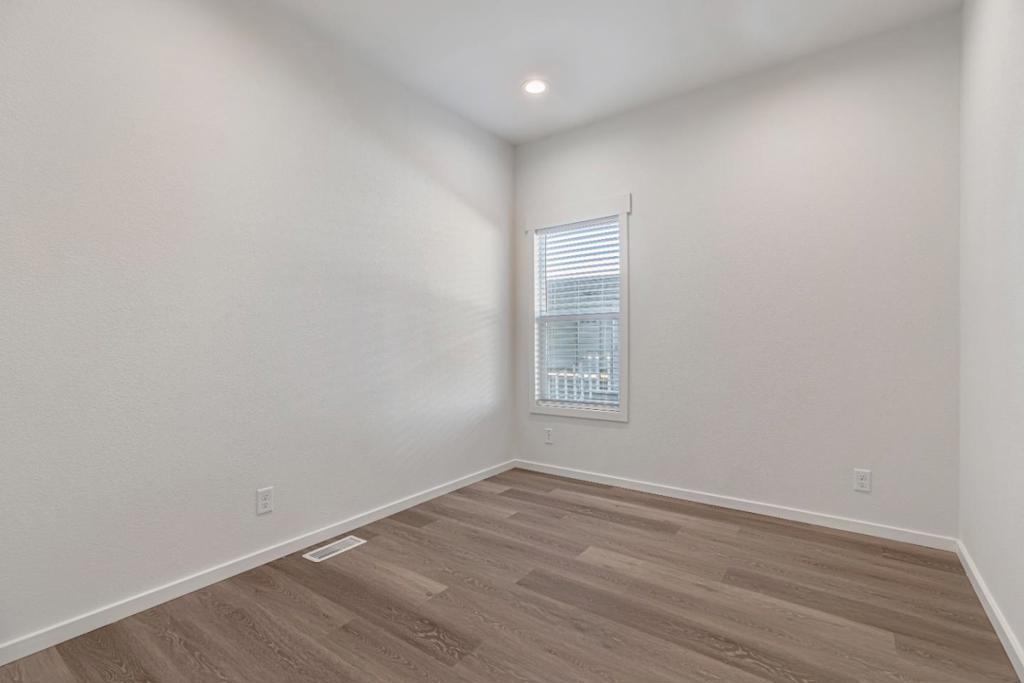 510 Saddlebrook Drive 315 Property Photo 16
