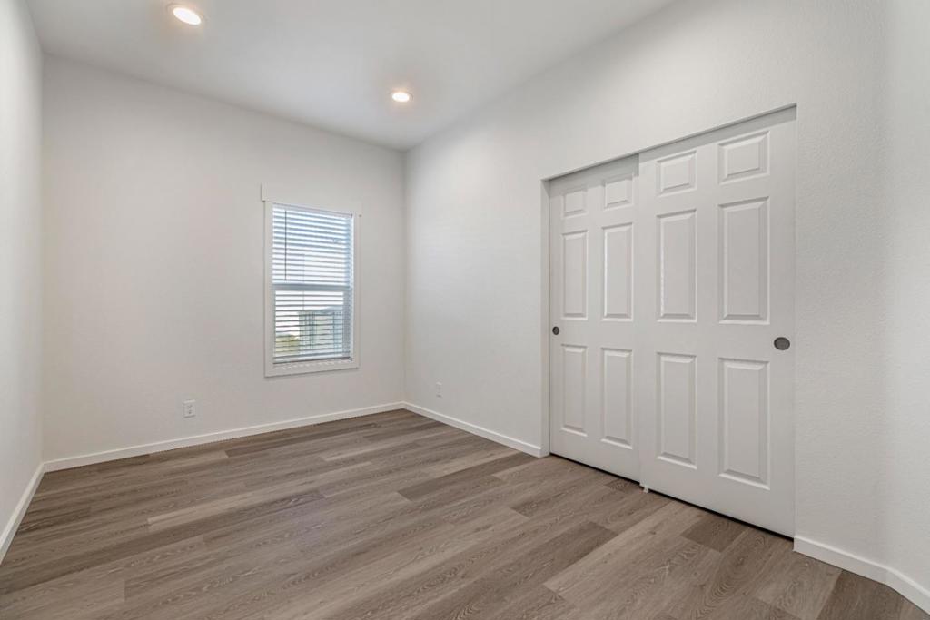 510 Saddlebrook Drive 315 Property Photo 18