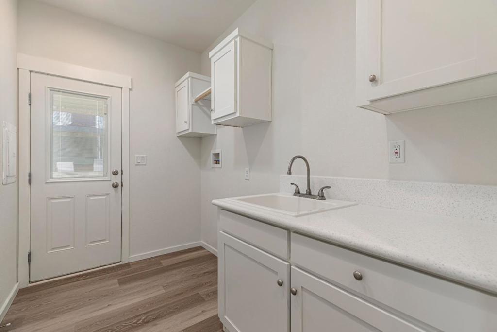 510 Saddlebrook Drive 315 Property Photo 29