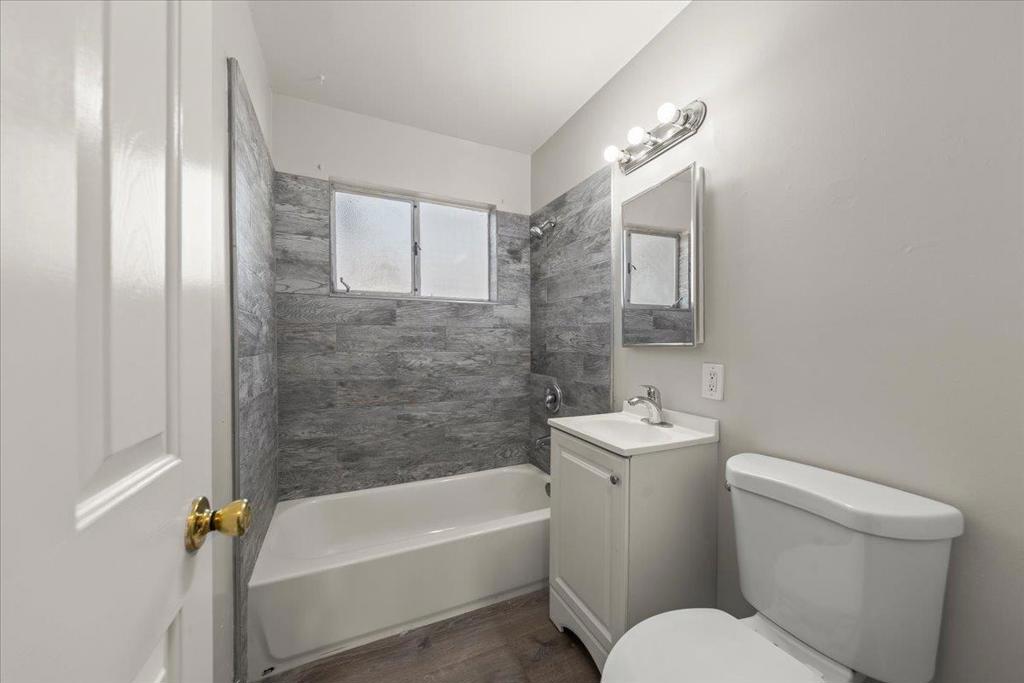 121 N 8th Street Property Photo 7