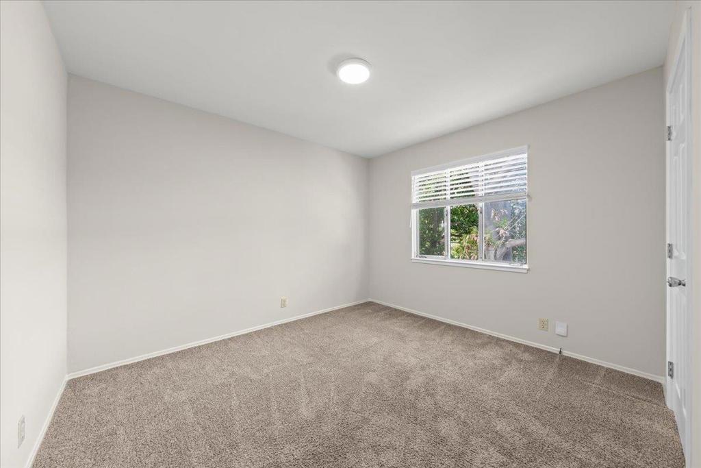 121 N 8th Street Property Photo 9