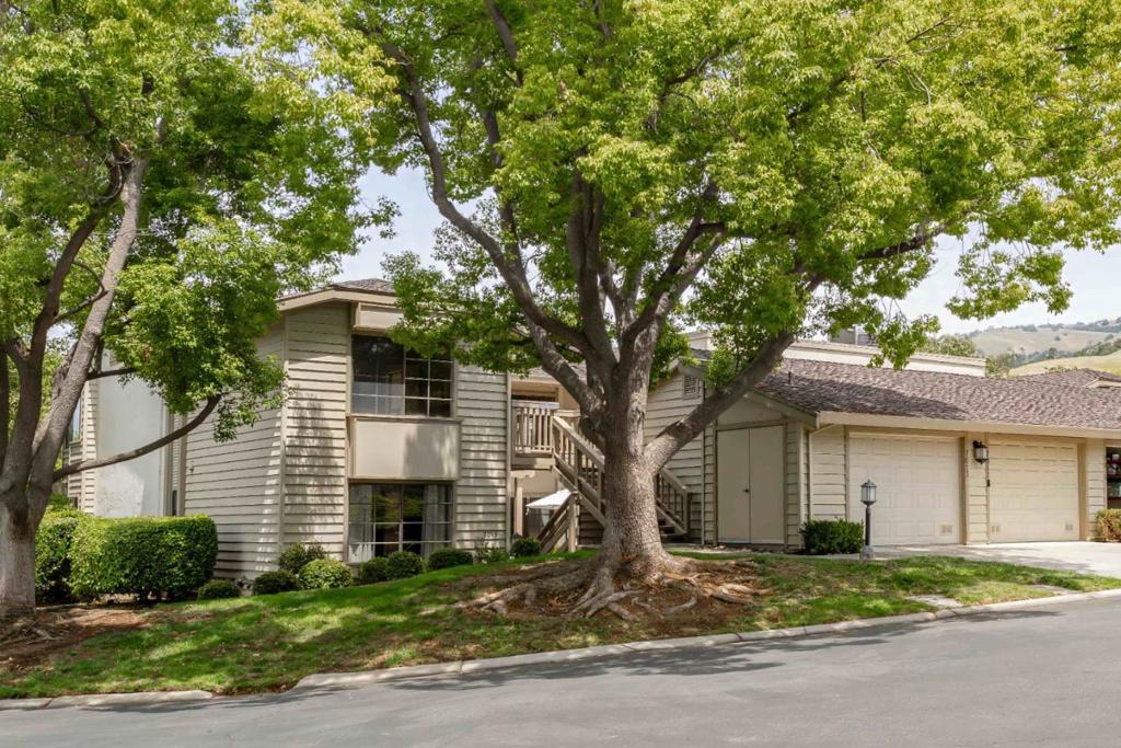 7012 Via Valverde Property Photo 1