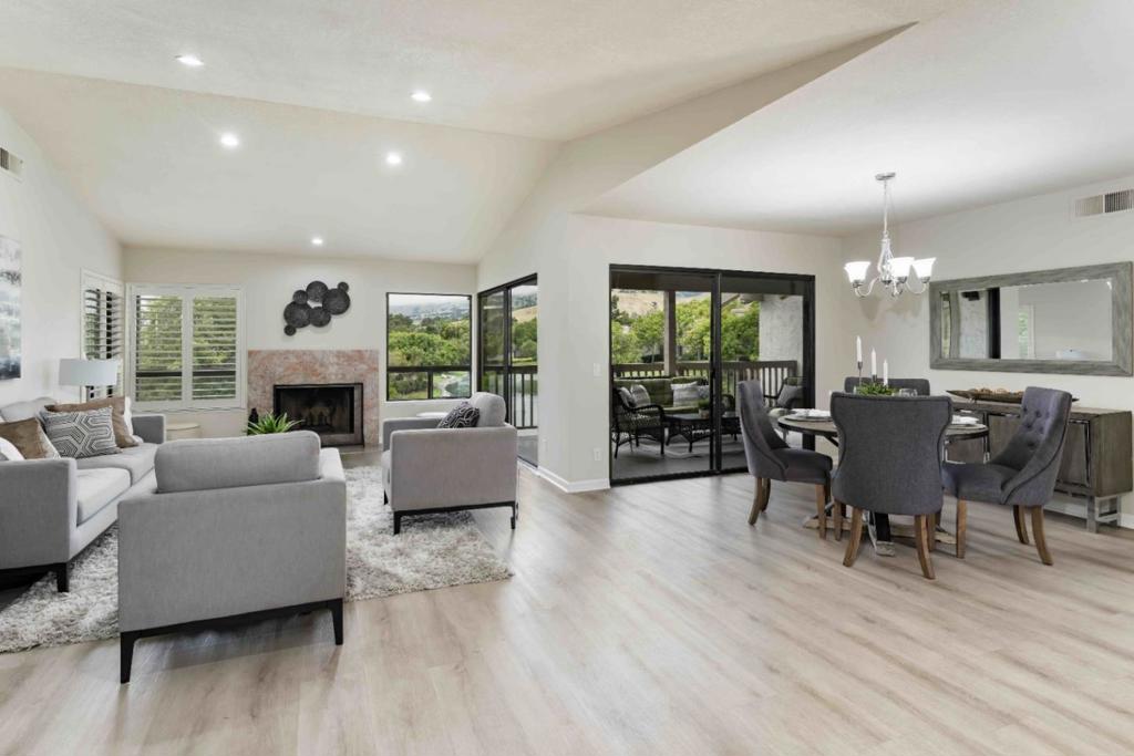 7012 Via Valverde Property Photo 3