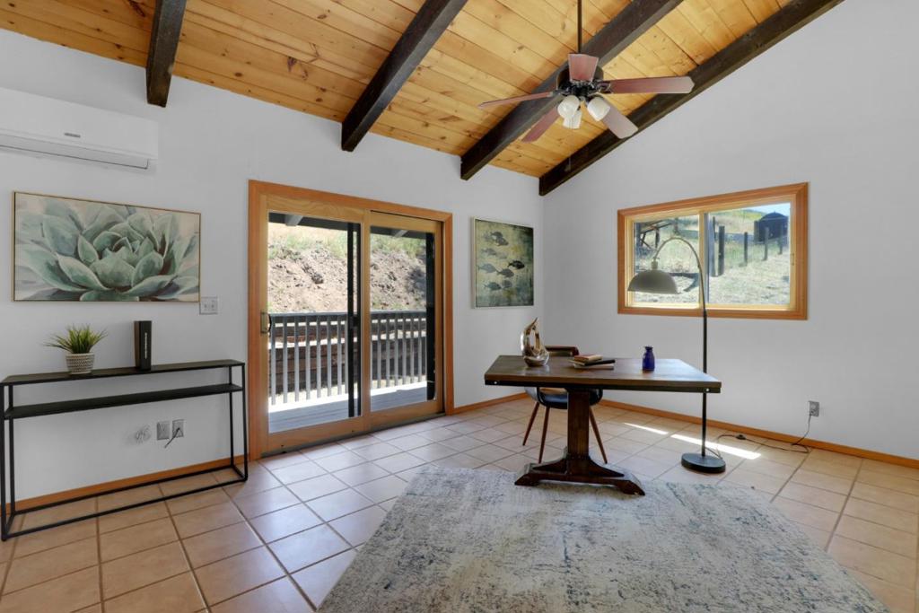 19235 Cachagua Road Property Photo 13