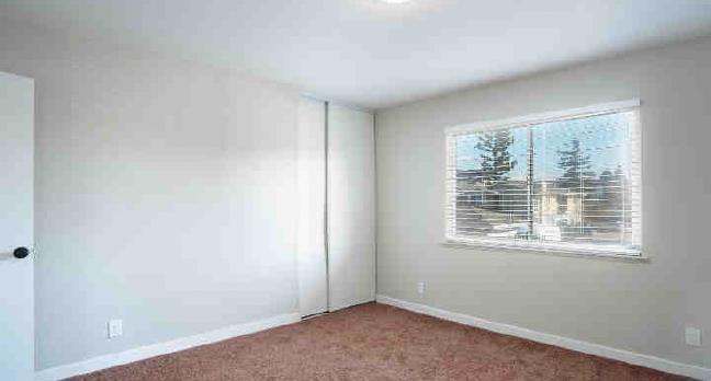 29324 Dixon Street Property Photo 7