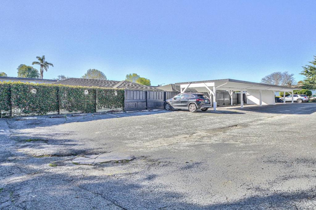 290 Pennsylvania Drive Property Photo 10