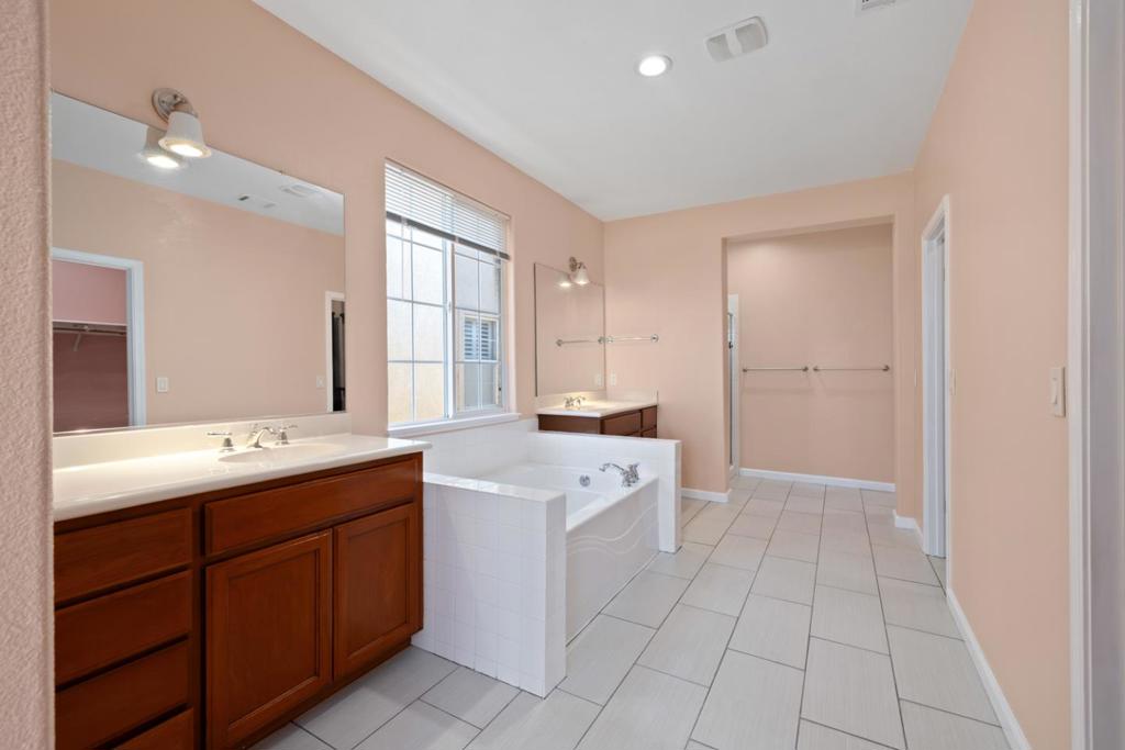 5749 Oakmont Drive Property Photo 26