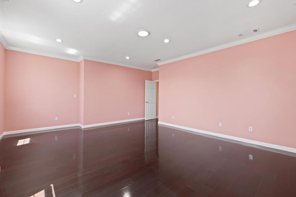 5749 Oakmont Drive Property Photo 37