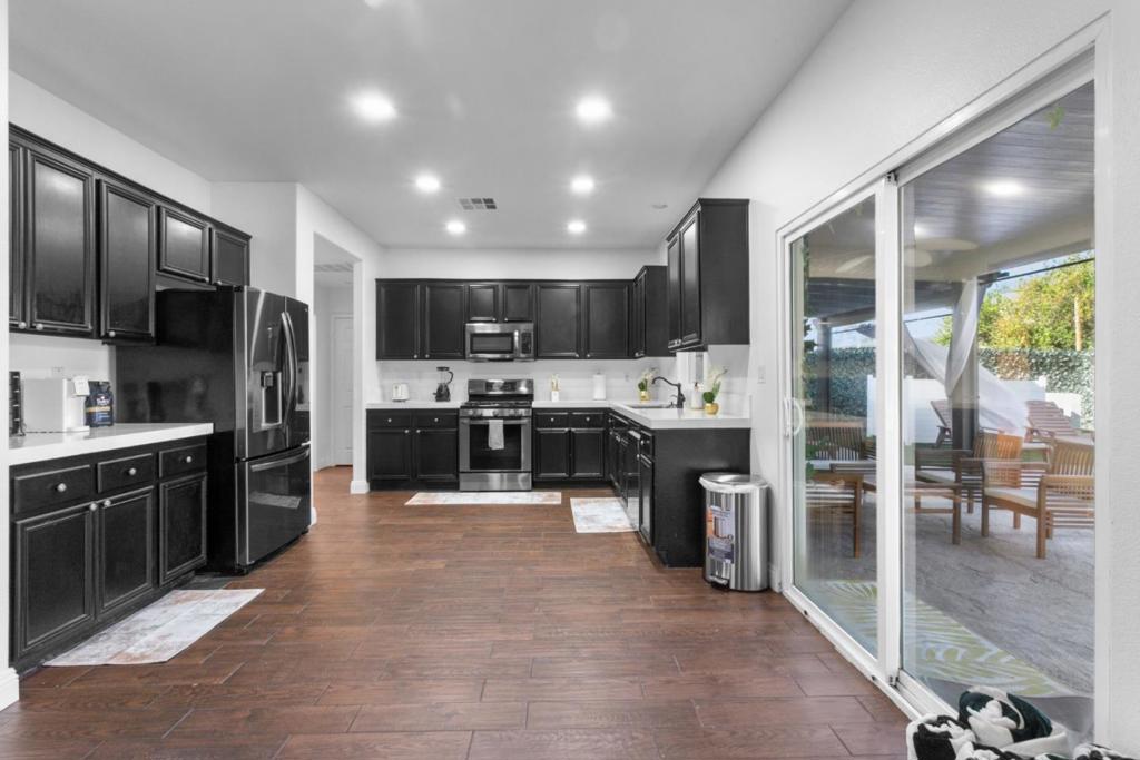 83624 Glendora Ridge Avenue Property Photo 11