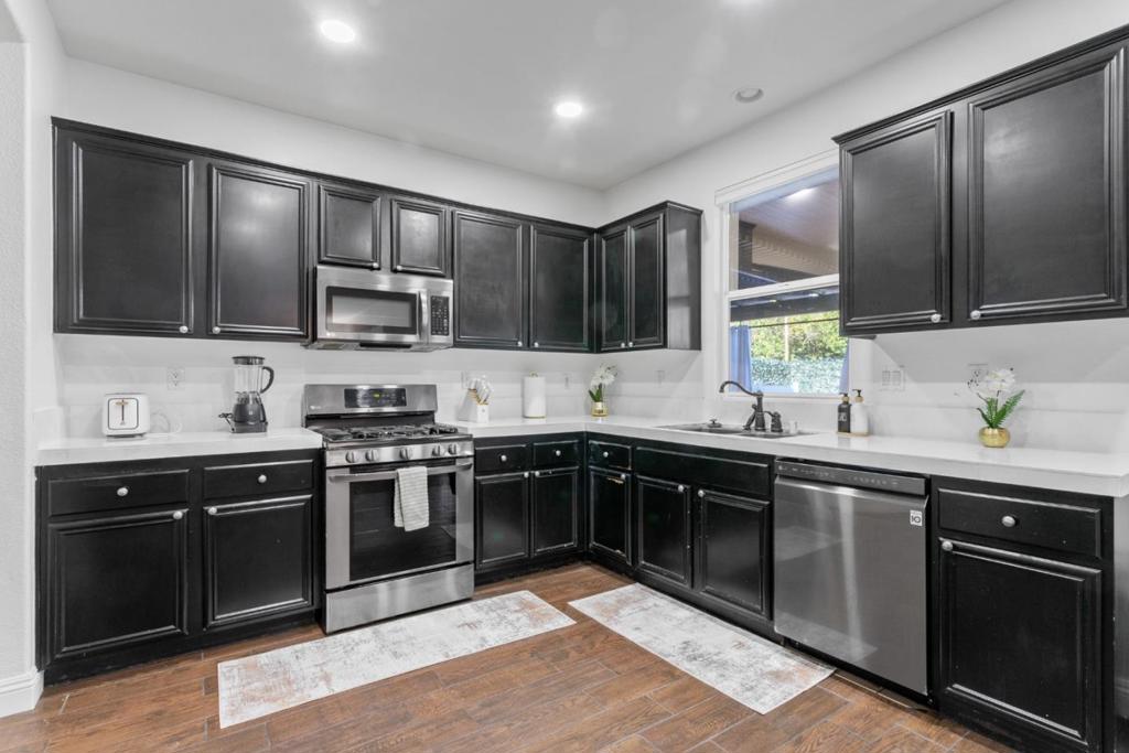83624 Glendora Ridge Avenue Property Photo 12
