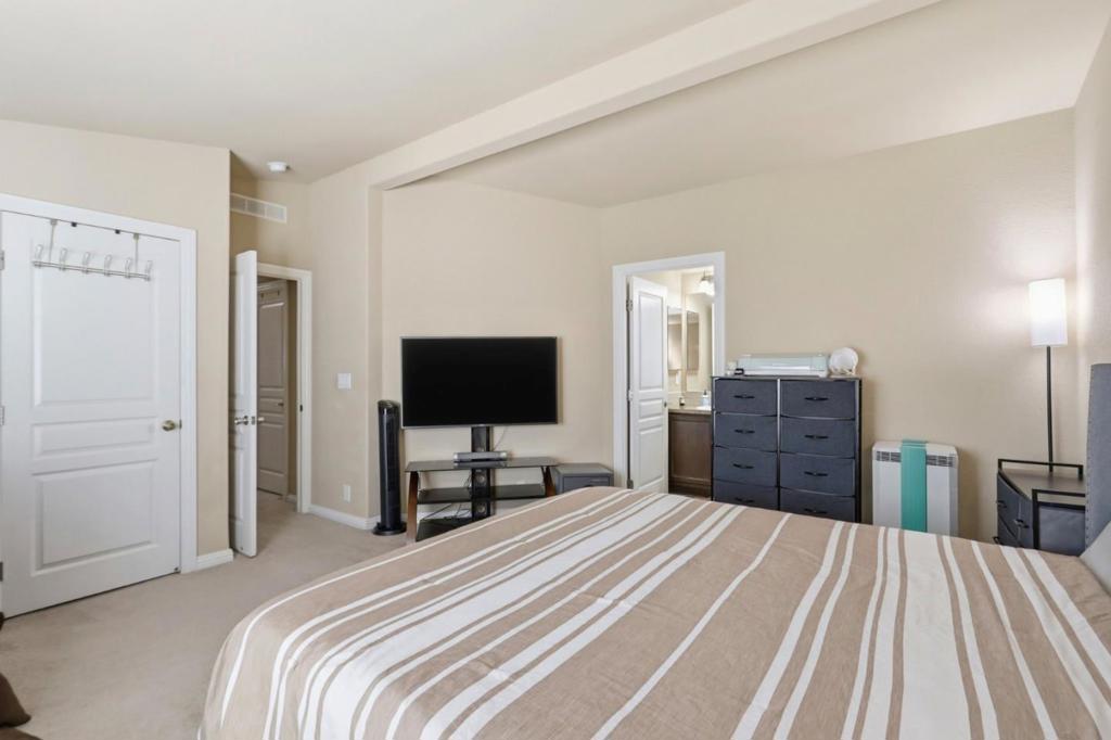 1358 Oakland Road 78 Property Photo 10