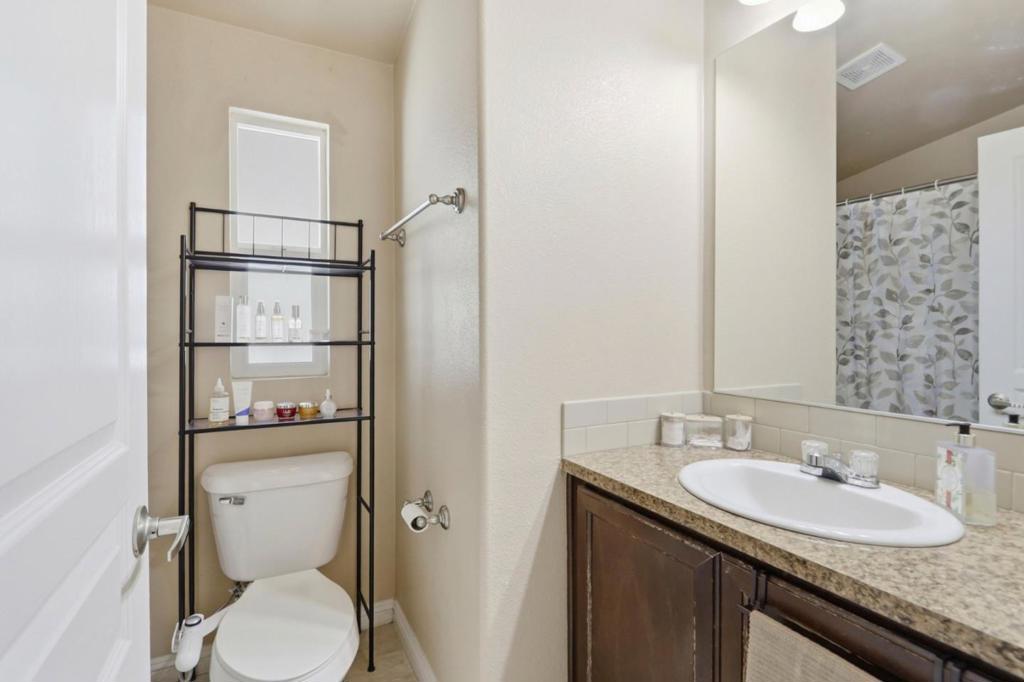 1358 Oakland Road 78 Property Photo 15