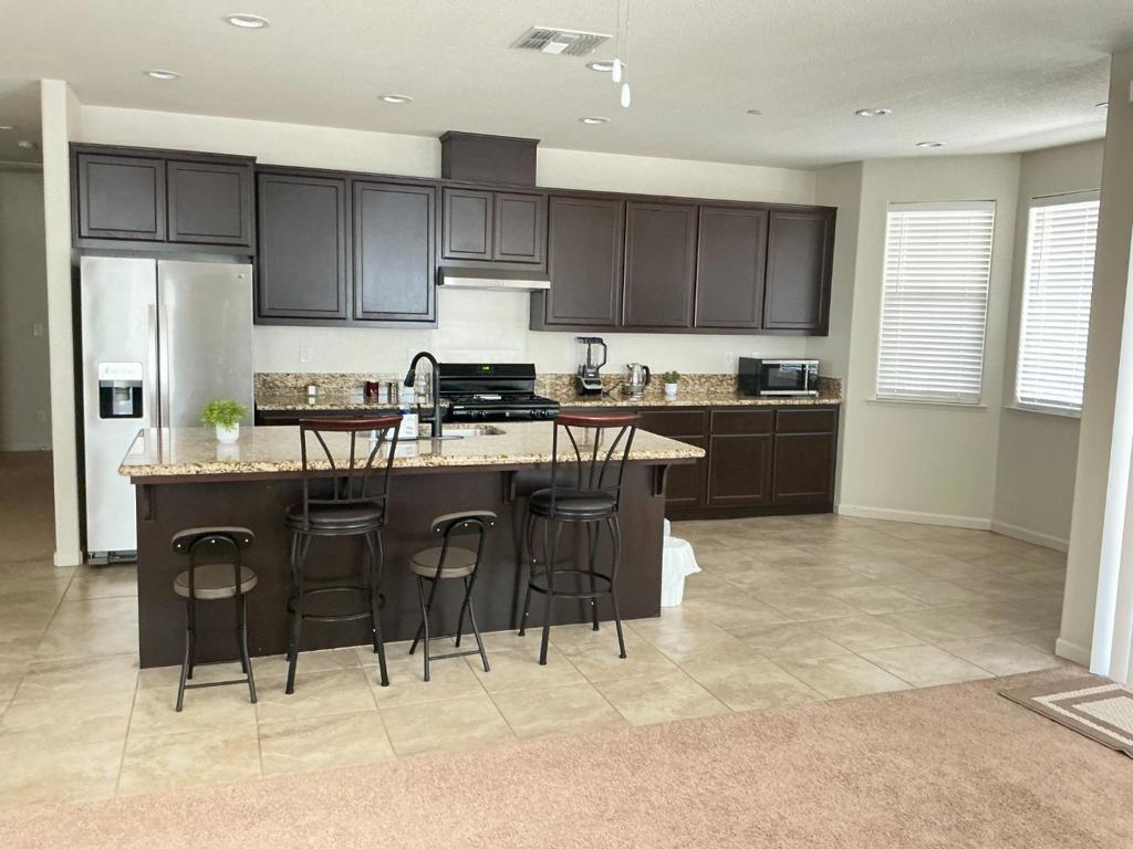 1444 San Pedro Street Property Photo 9