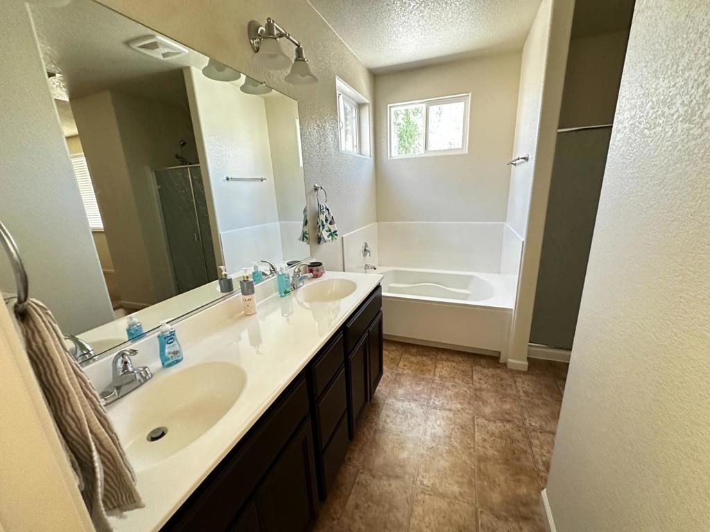 1444 San Pedro Street Property Photo 12
