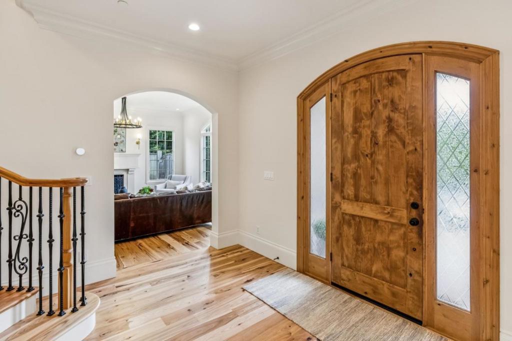 30 Malavear Court Property Photo 4
