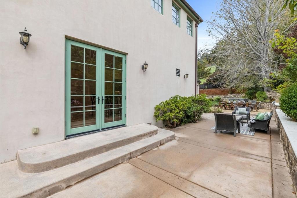 30 Malavear Court Property Photo 44