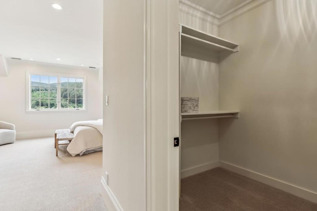 30 Malavear Court Property Photo 50
