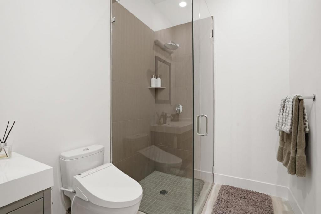 19288 Bainter Avenue Property Photo 33