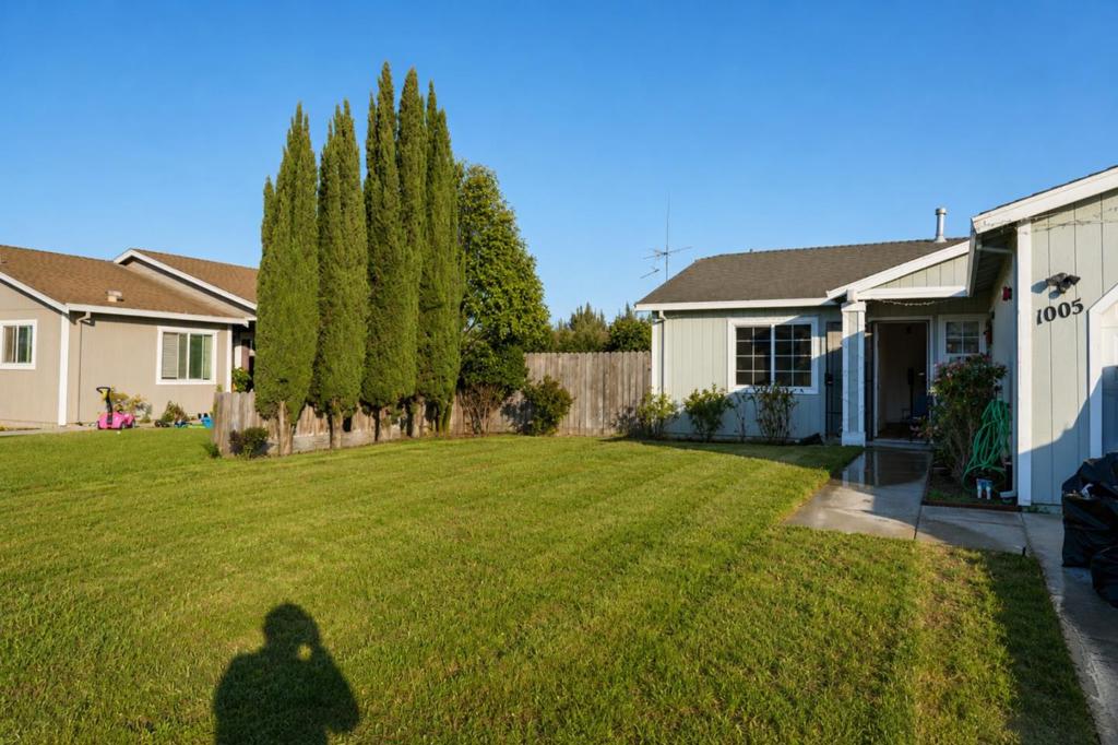 1005 Heidi Drive Property Photo 3