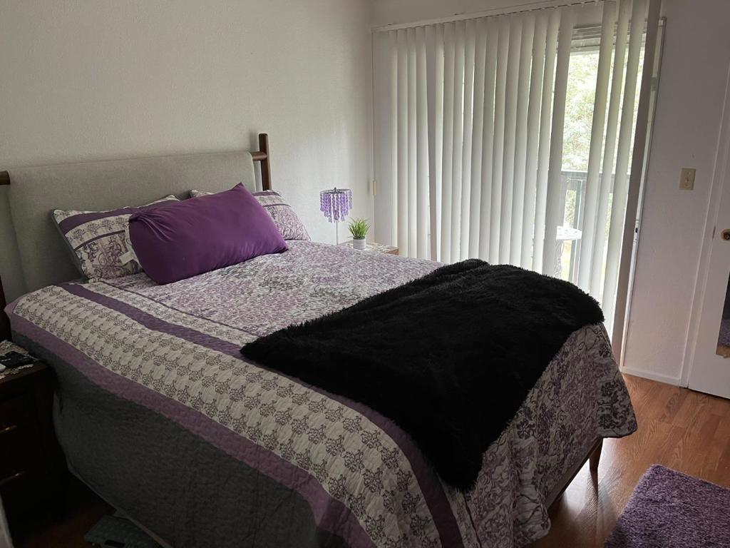 3334 Harbor Circle B Property Photo 9