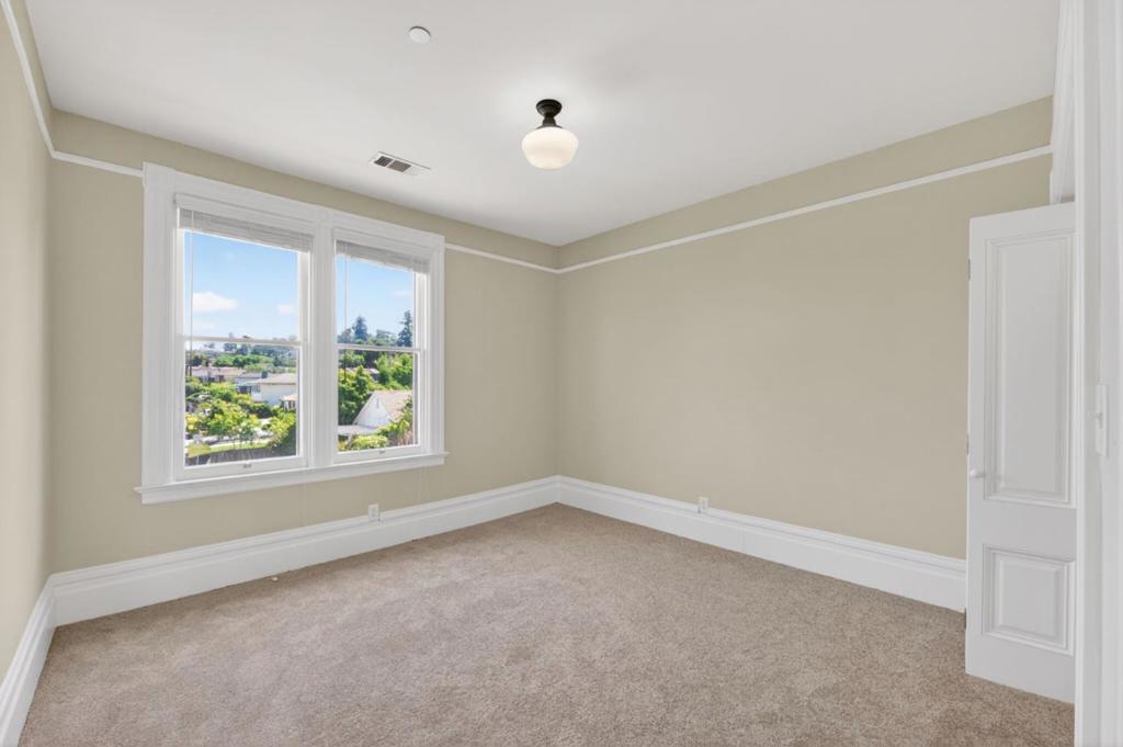1000 O Neill Street Property Photo 49