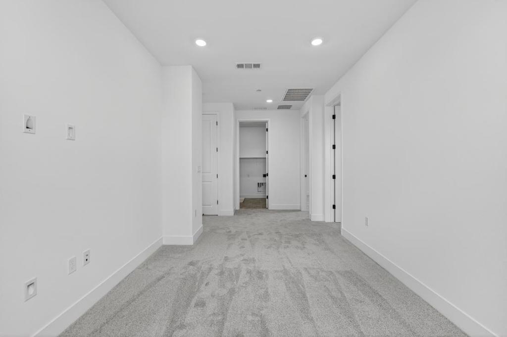 1339 N Galvani Court Property Photo 25