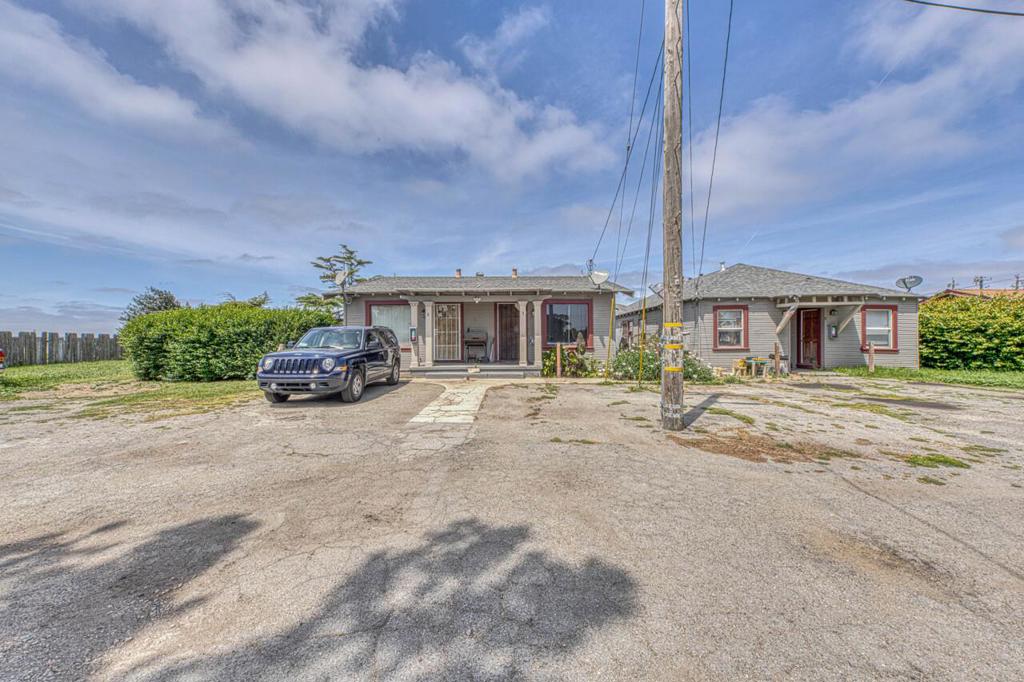 1200 W Market Circle Property Photo 8