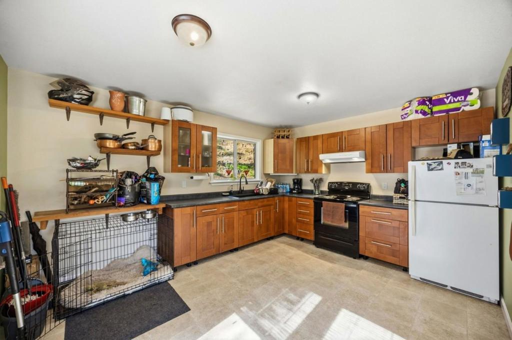 2353 Stagecoach Canyon Road Property Photo 8