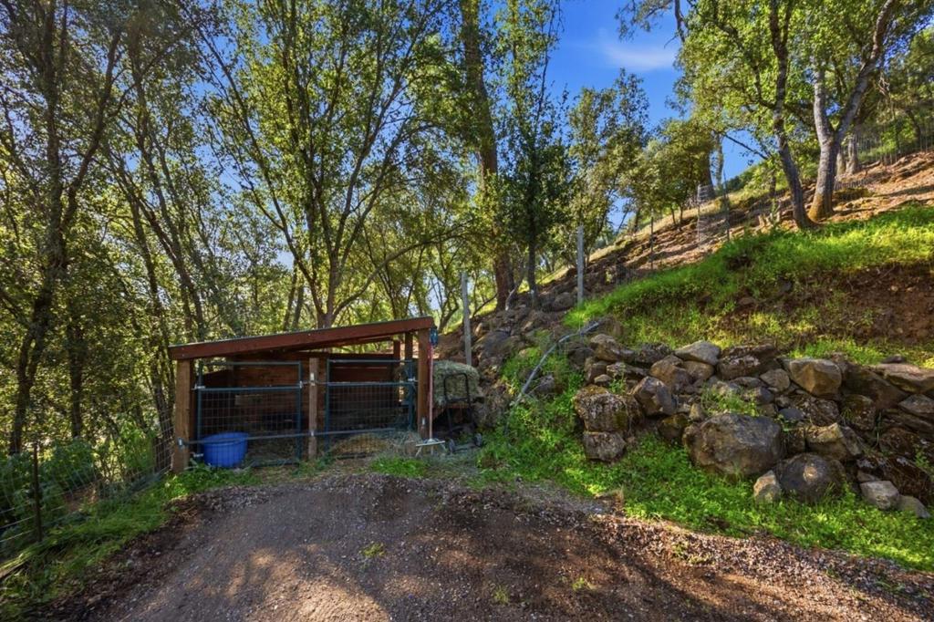2353 Stagecoach Canyon Road Property Photo 24
