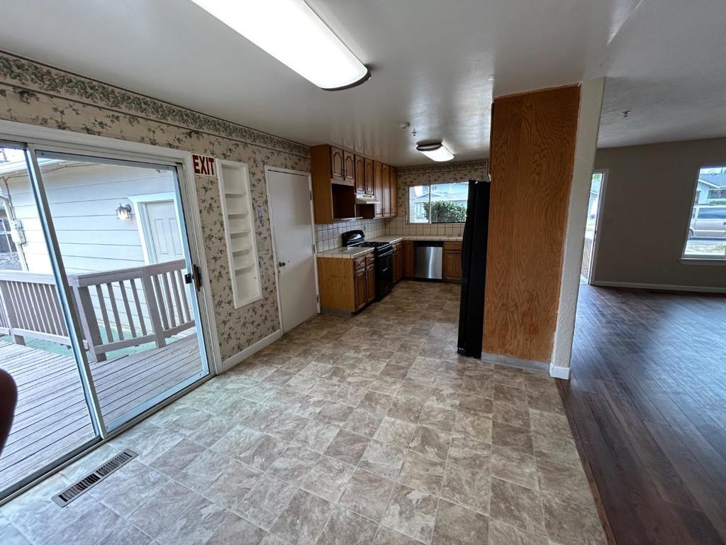 14 Madonna Drive Property Photo 5