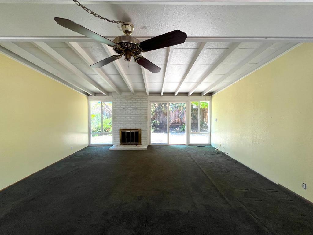 183 Thompson Square Property Photo 11