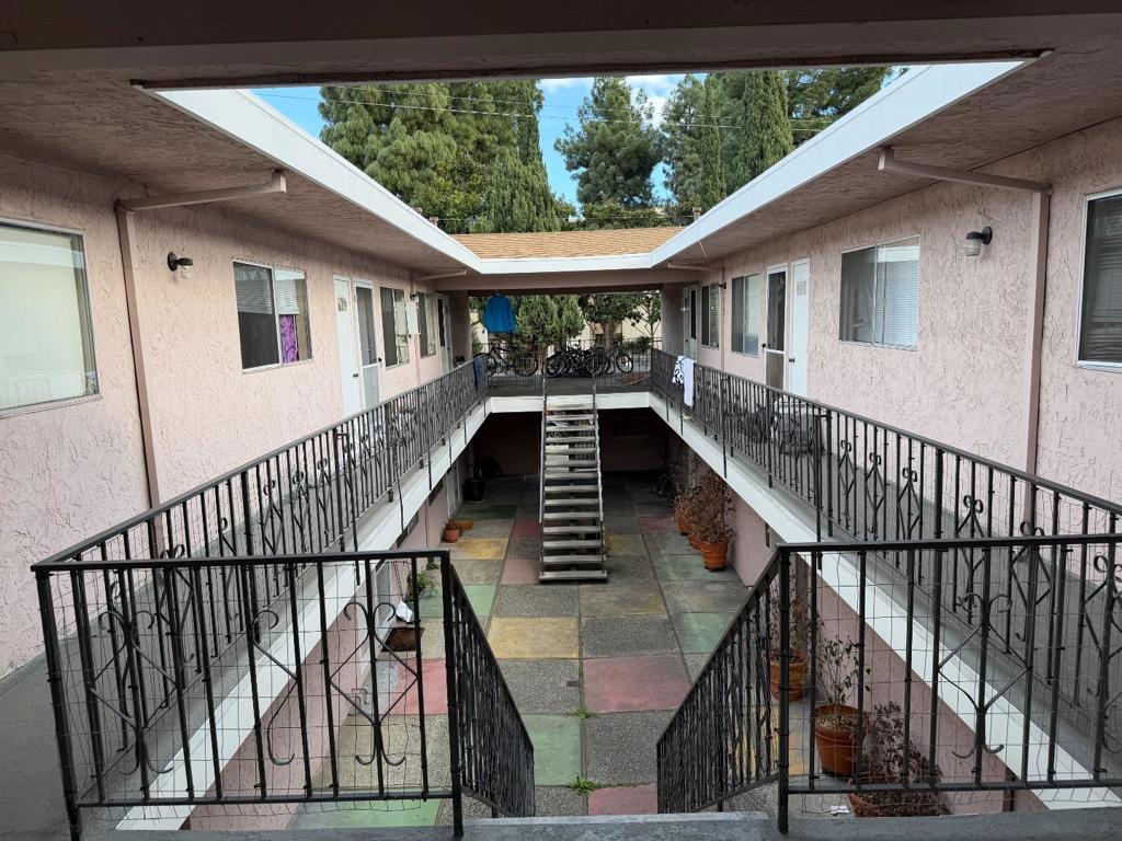 215 Charles Street Property Photo 15