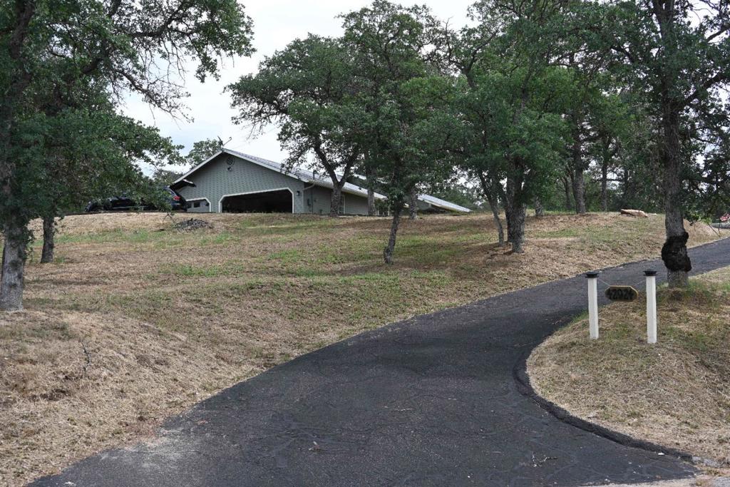 42924 Deep Forest Drive Property Photo 2