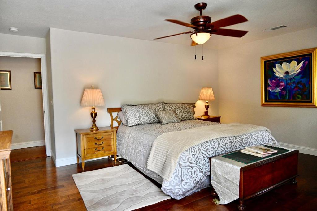 42924 Deep Forest Drive Property Photo 11