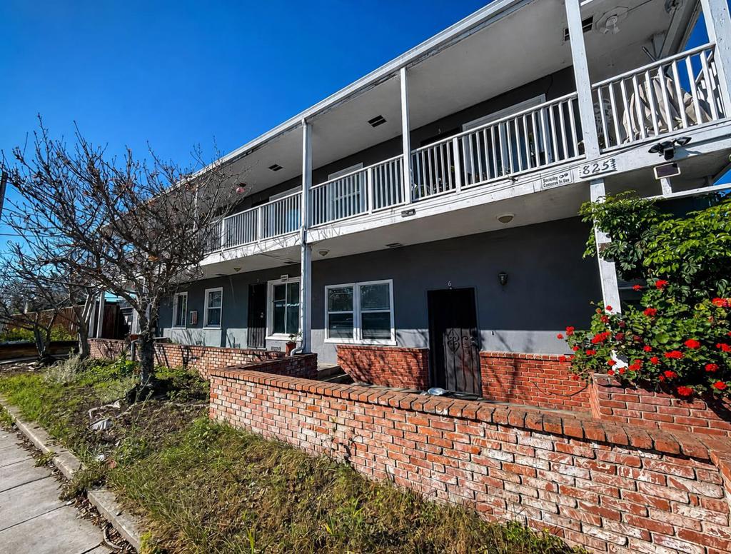 825 San Leandro Boulevard Property Photo 1
