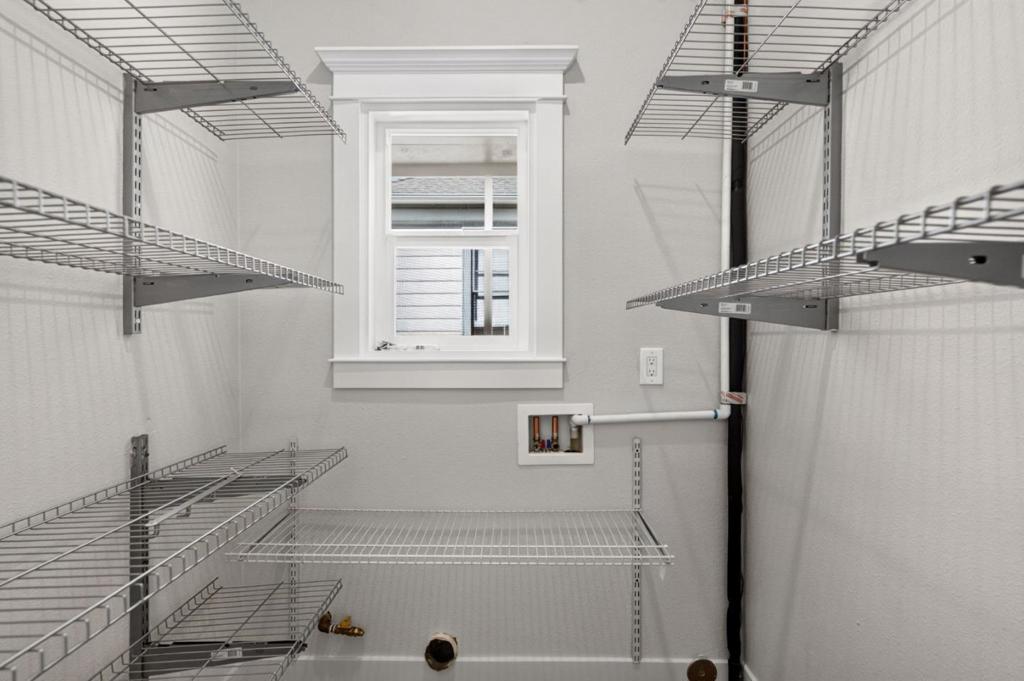 105 Fox Avenue Property Photo 19