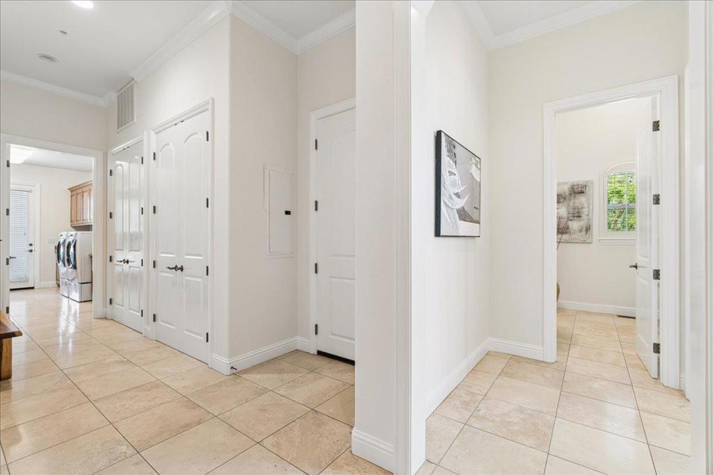 8625 Laurel Mist Court Property Photo 29