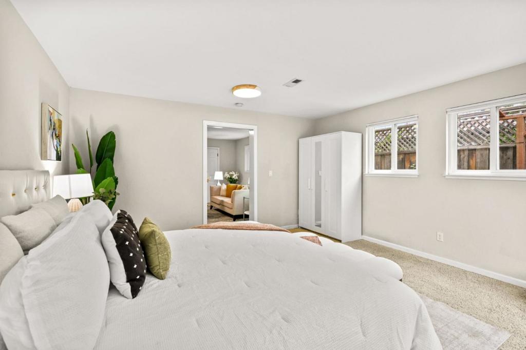 17529 Mayflower Drive Property Photo 38