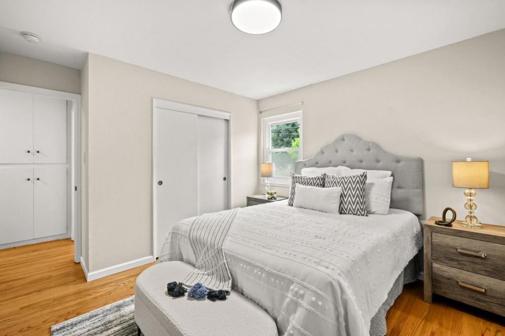 17529 Mayflower Drive Property Photo 44