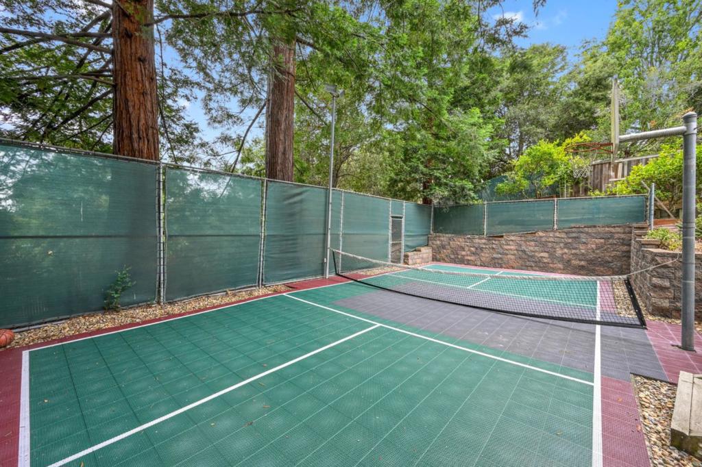17529 Mayflower Drive Property Photo 61