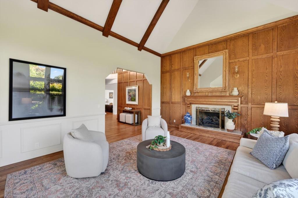 13958 Chester Avenue Property Photo 10
