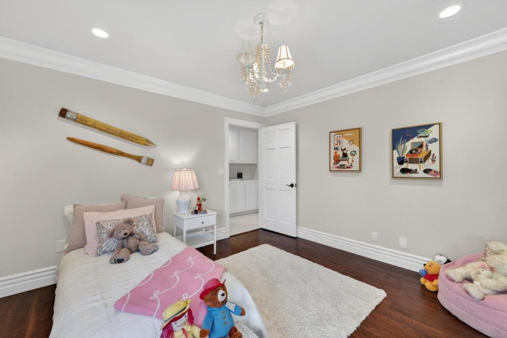 13958 Chester Avenue Property Photo 58