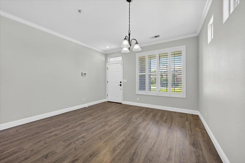 1858 Buckingham Drive Property Photo 12