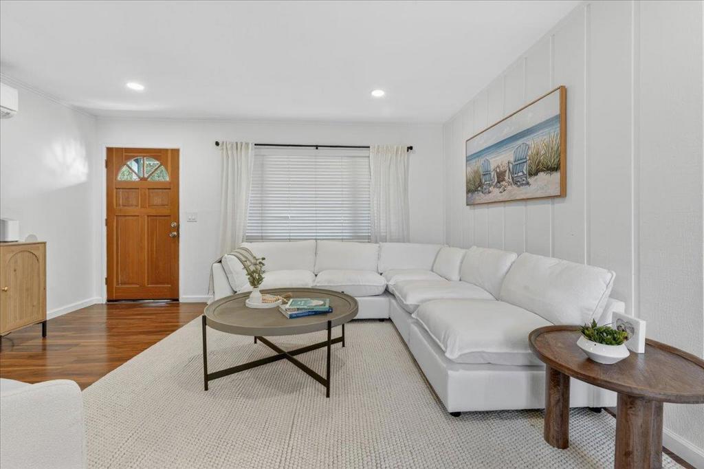 603 Harriet Avenue Property Photo 8